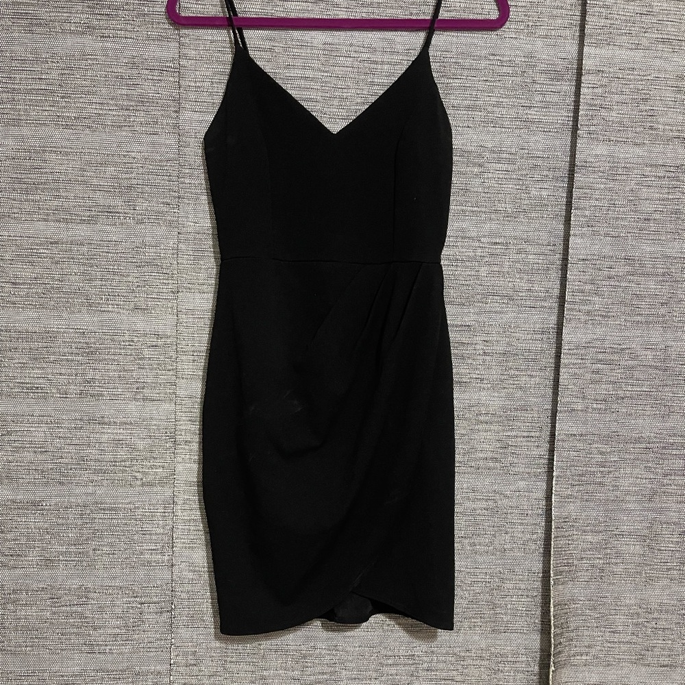 Lulu’s Black Bodycon Dress - Picture 4 of 7